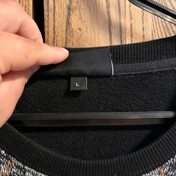 Givenchy Fire, Rose and Diamond Patterned Sweater Lg AUTHENTIC - Picture 6 of 8